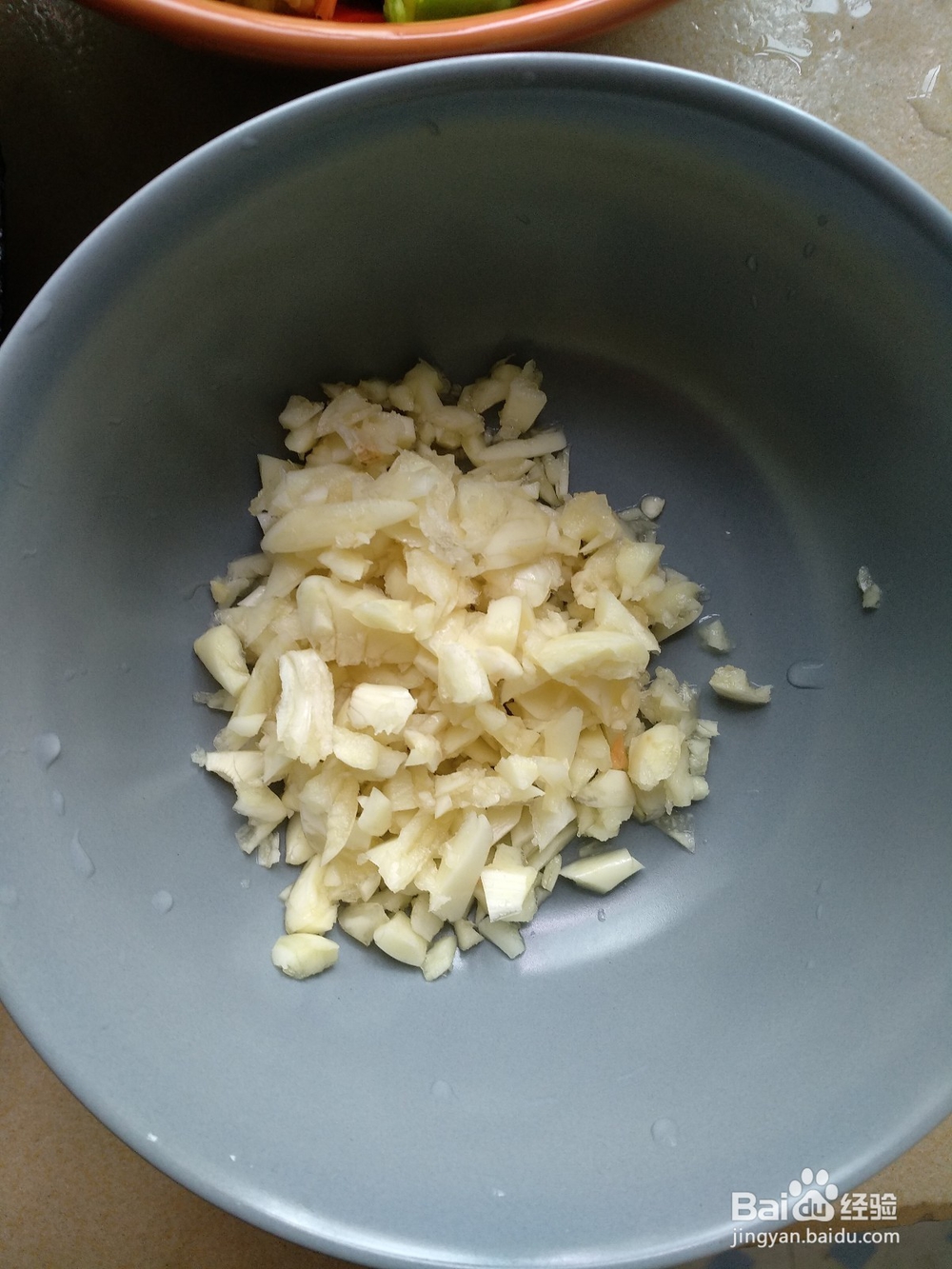 健康美味的私房创意青红双椒剁椒大头鱼鱼头做法