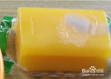 孩子衣服上的水果汁怎么能洗掉