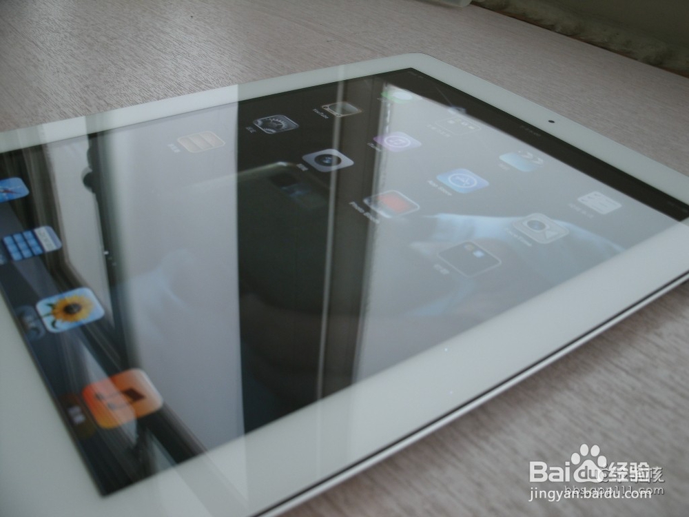 大连iPad 2屏幕摔坏压坏磕碰，如何换屏维修