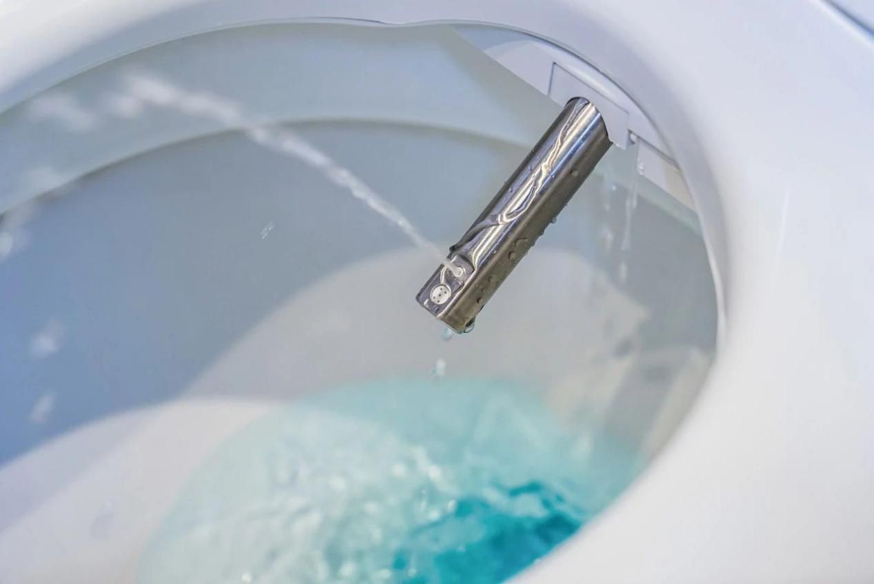 津上智能马桶喷杆伸出不够长什么原因