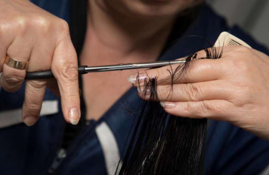 理发师他们给人们带来了什么