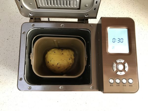 南瓜蔓越莓面包