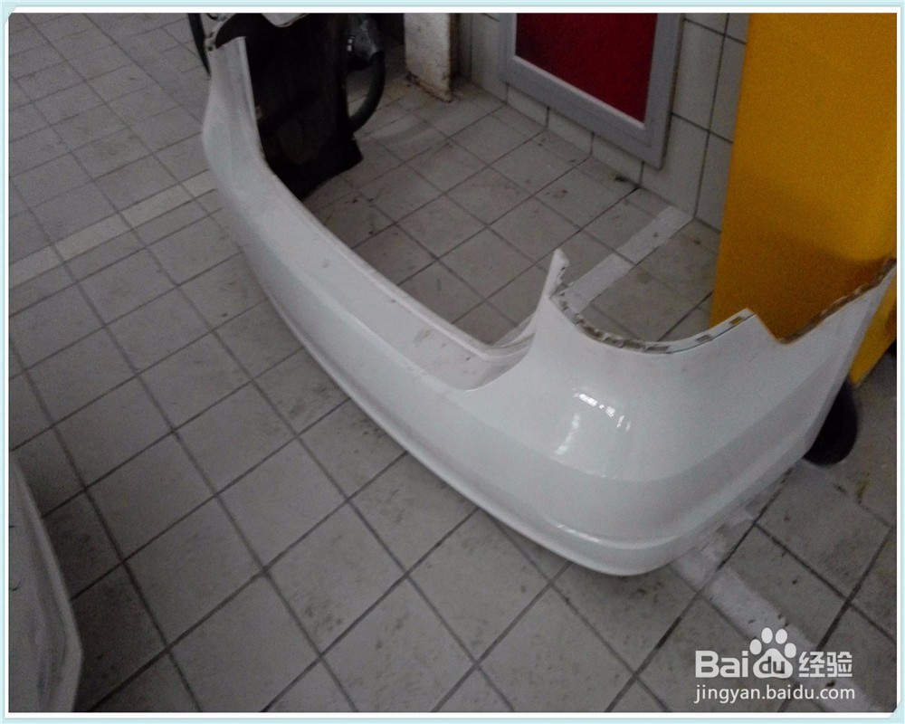 新捷达的后保险杠怎么拆解