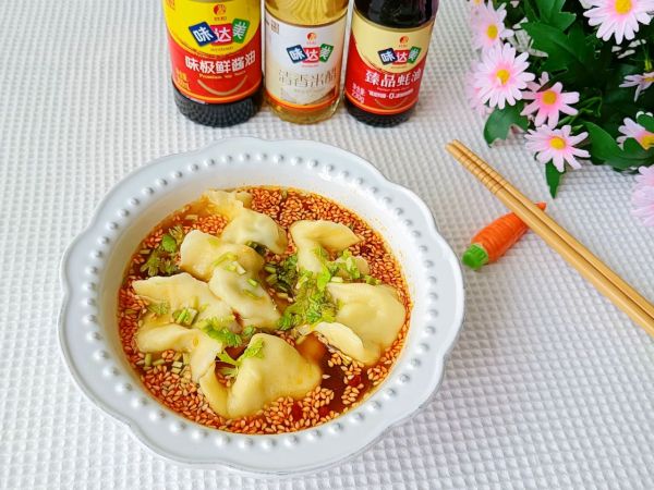 黄瓜鸡蛋虾仁酸汤水饺