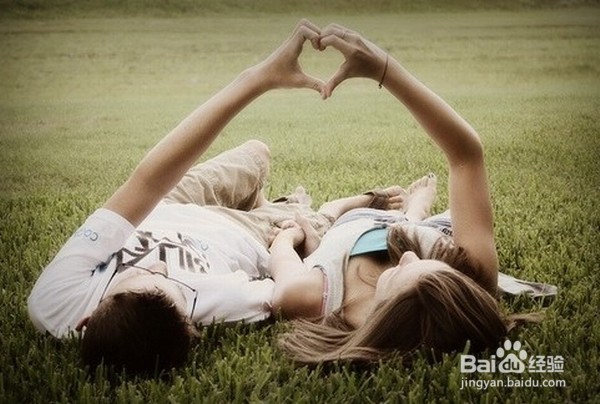 恋人之间如何更加信任