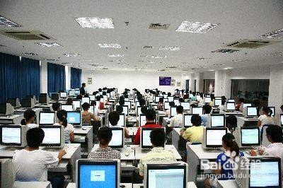 大学生一个月要多久生活费