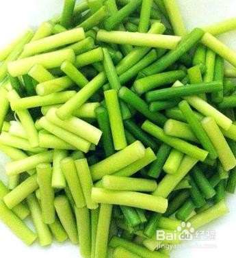蒜苔炒鸡蛋的做法