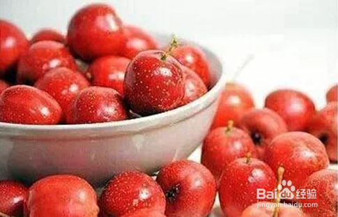 山楂有什么营养价值?吃的时候应该注意什么?