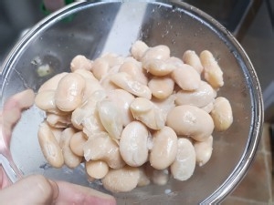 糯香鸭掌干锅怎么做？