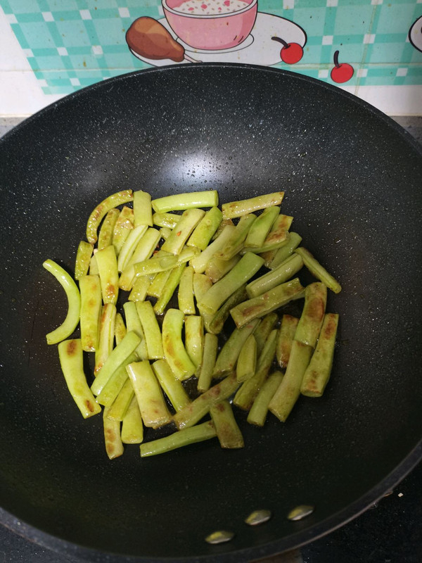 干煸豆角土豆条