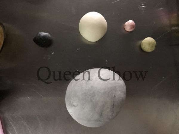 龙猫卡通雪糕包子