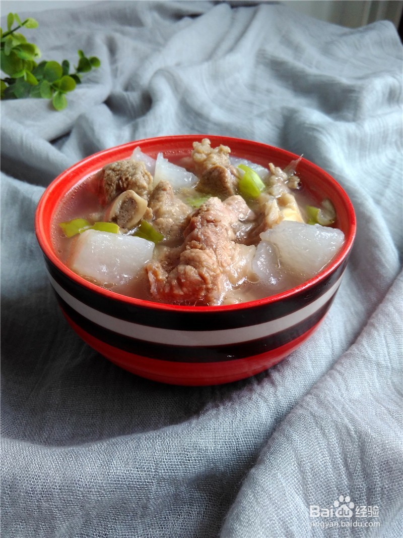 白萝卜排骨汤