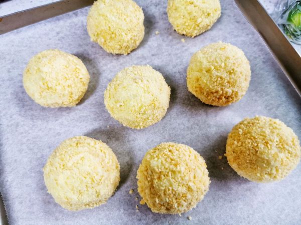 爆浆芝士土豆球