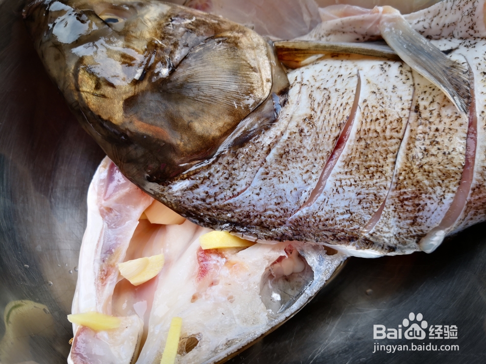 海鲜教程-快手大菜剁椒鱼头