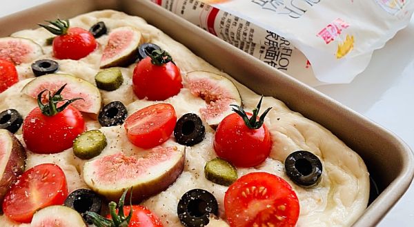 无花果佛卡夏面包