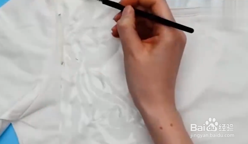 如何把旧衣服改造成新衣服