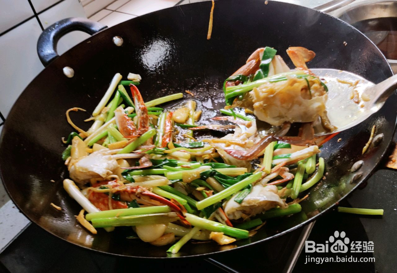 家庭版葱姜炒蟹的做法
