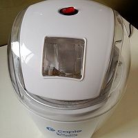 冰淇淋店里的人气王——果肉多多的榴莲冰淇淋