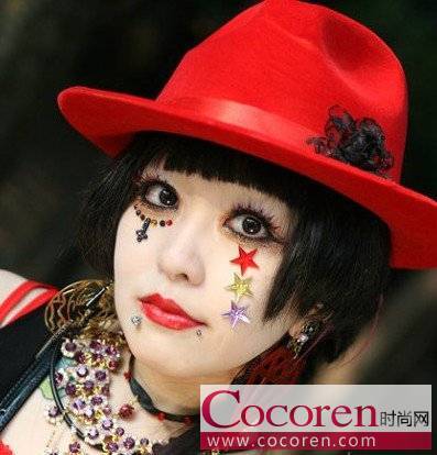 潮人们酷爱惊艳的日系大眼妆