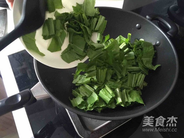 素炒油麦菜的做法