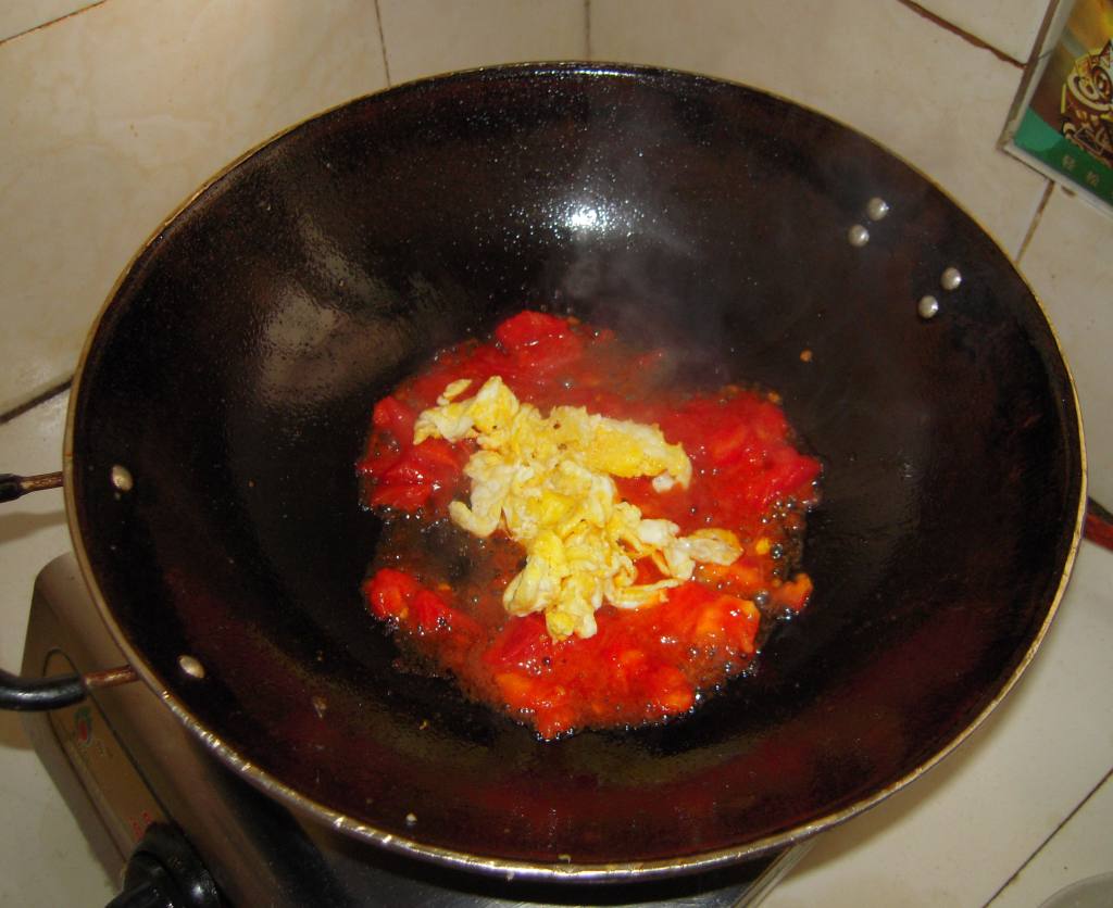 番茄鸡蛋荆芥汤面，味道真的棒极了！