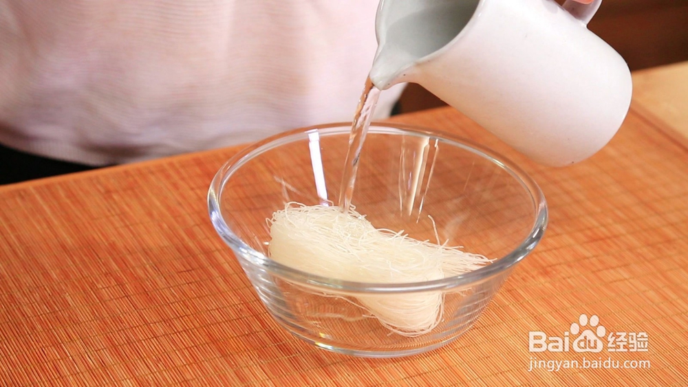 来碗热气腾腾粉丝羊排汤,没暖气也暖洋洋!