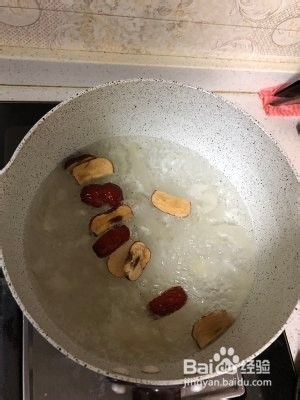 怎么做美味的冰糖雪梨银耳汤