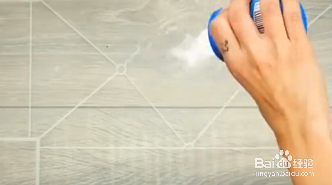 如何用小苏打轻松清洁油烟机滤网？