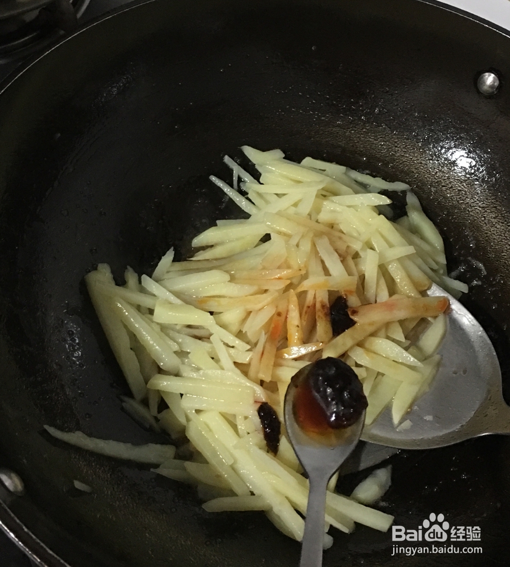 怎样做好吃的酱香土豆丝