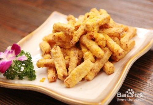 “素蛋黄炒南瓜”做法