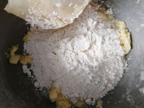 茶点酥脆曲奇饼