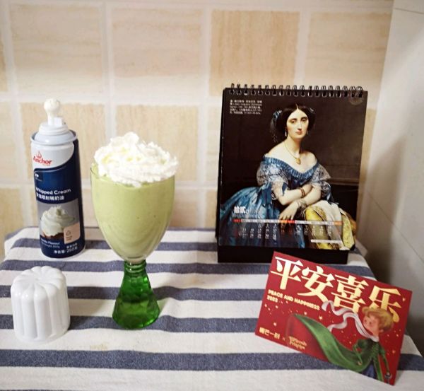 鳄梨香蕉奶油奶昔