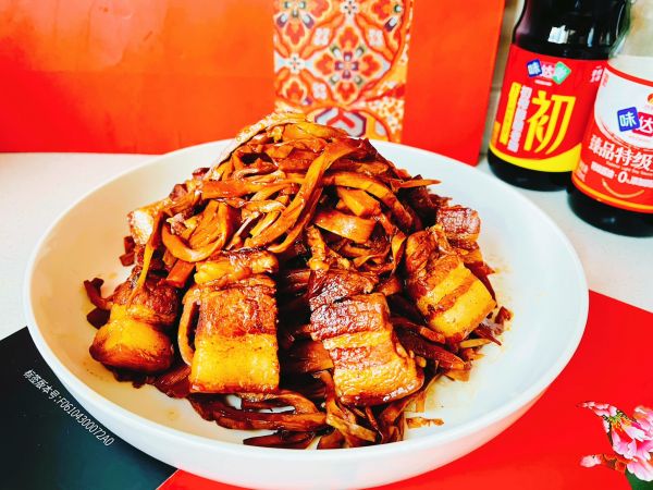 鸿运菜红烧肉笋