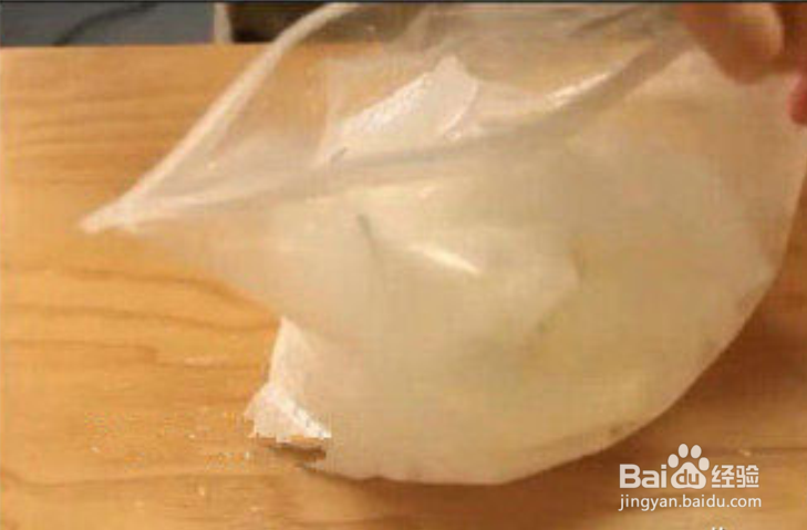 教你不用冰箱，10分钟快速自制冰激凌！