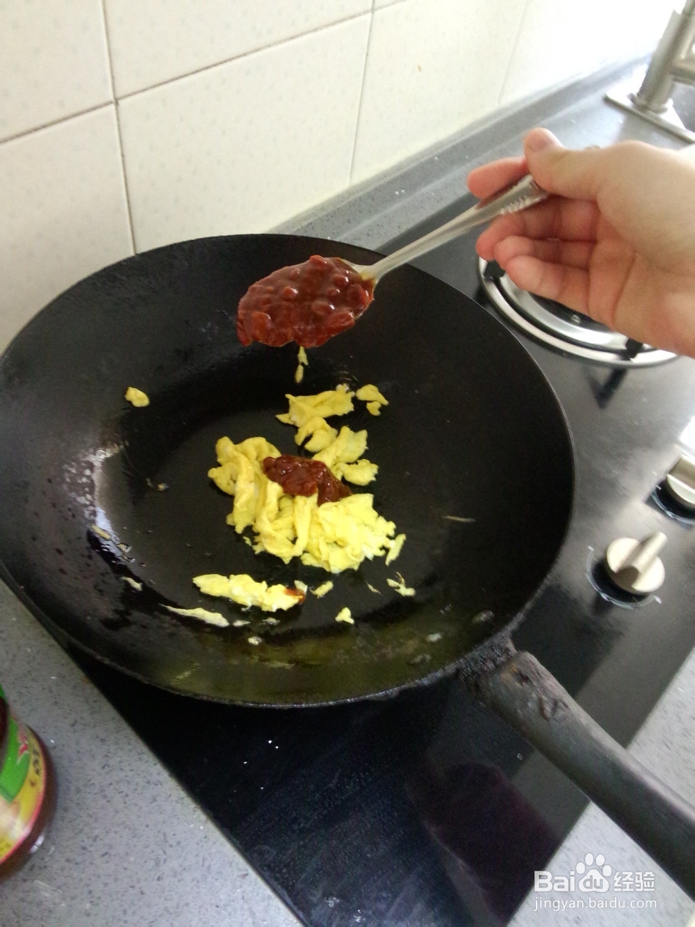 鸡蛋炸酱面的做法