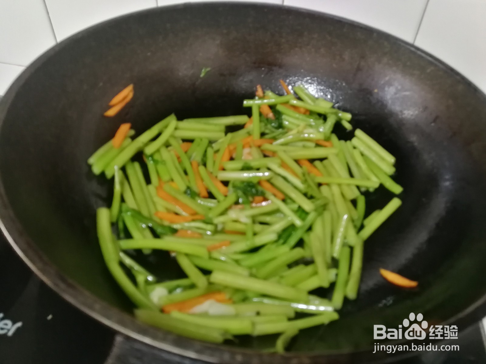 素炒茼蒿的做法