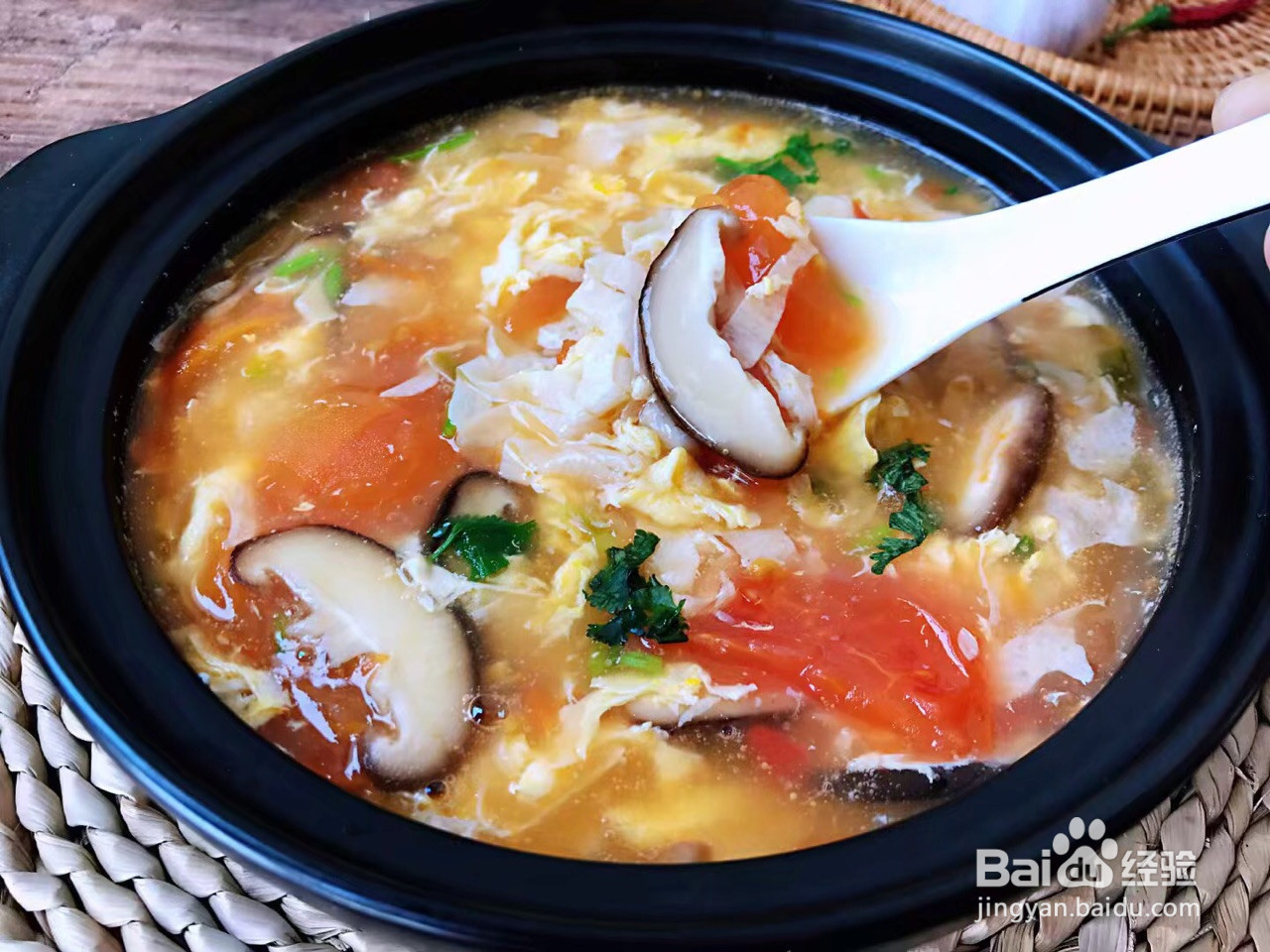 西红柿豆皮蛋花汤的做法