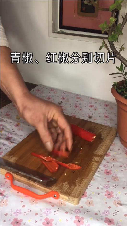 怎么做菠萝炒瘦肉