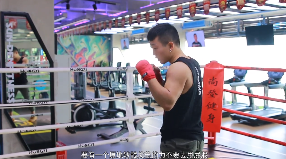 拳击直拳怎么做