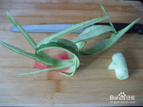 漂亮的果盘——西瓜火龙果加桔子