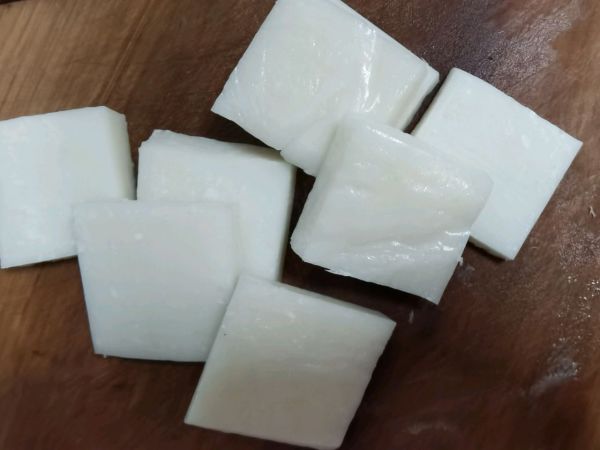 红糖花生芝麻糍粑