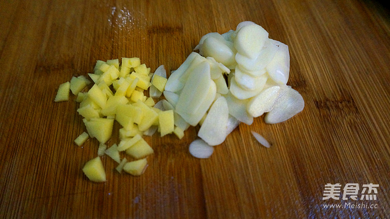 海带结烧肉的做法