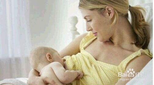 如何让宝宝喝蛋白琥珀酸铁口服液