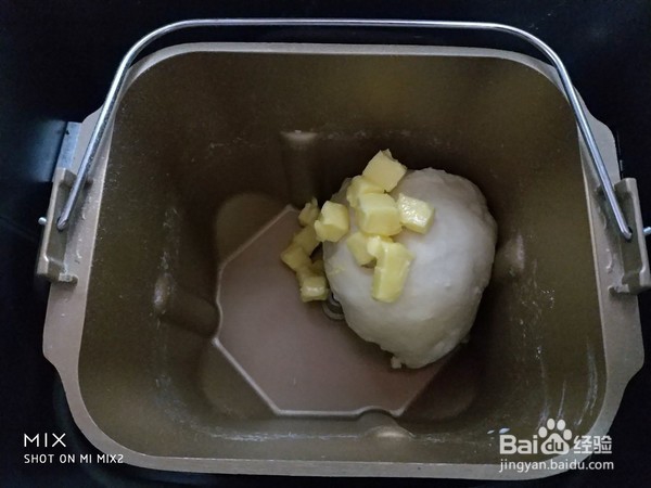 牛肉肠面包卷的步骤