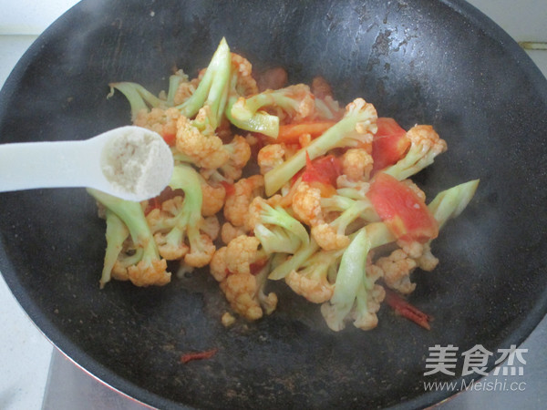 番茄炒花菜的做法