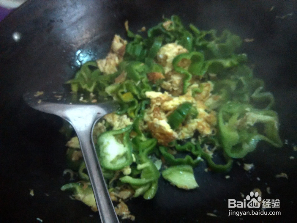 虾皮子鸡蛋炒麻椒