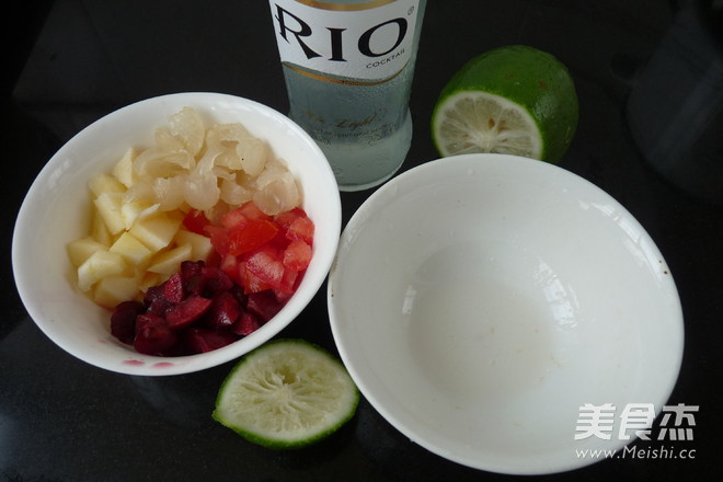 鸡尾酒杂果冷面