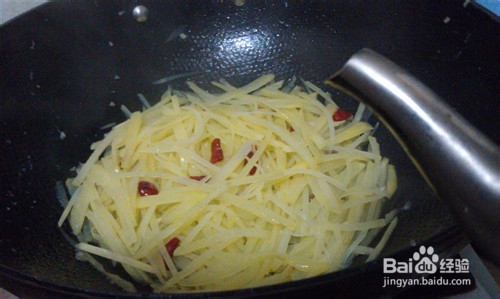 家常菜菜谱20:酸辣土豆丝---炒土豆丝的做法