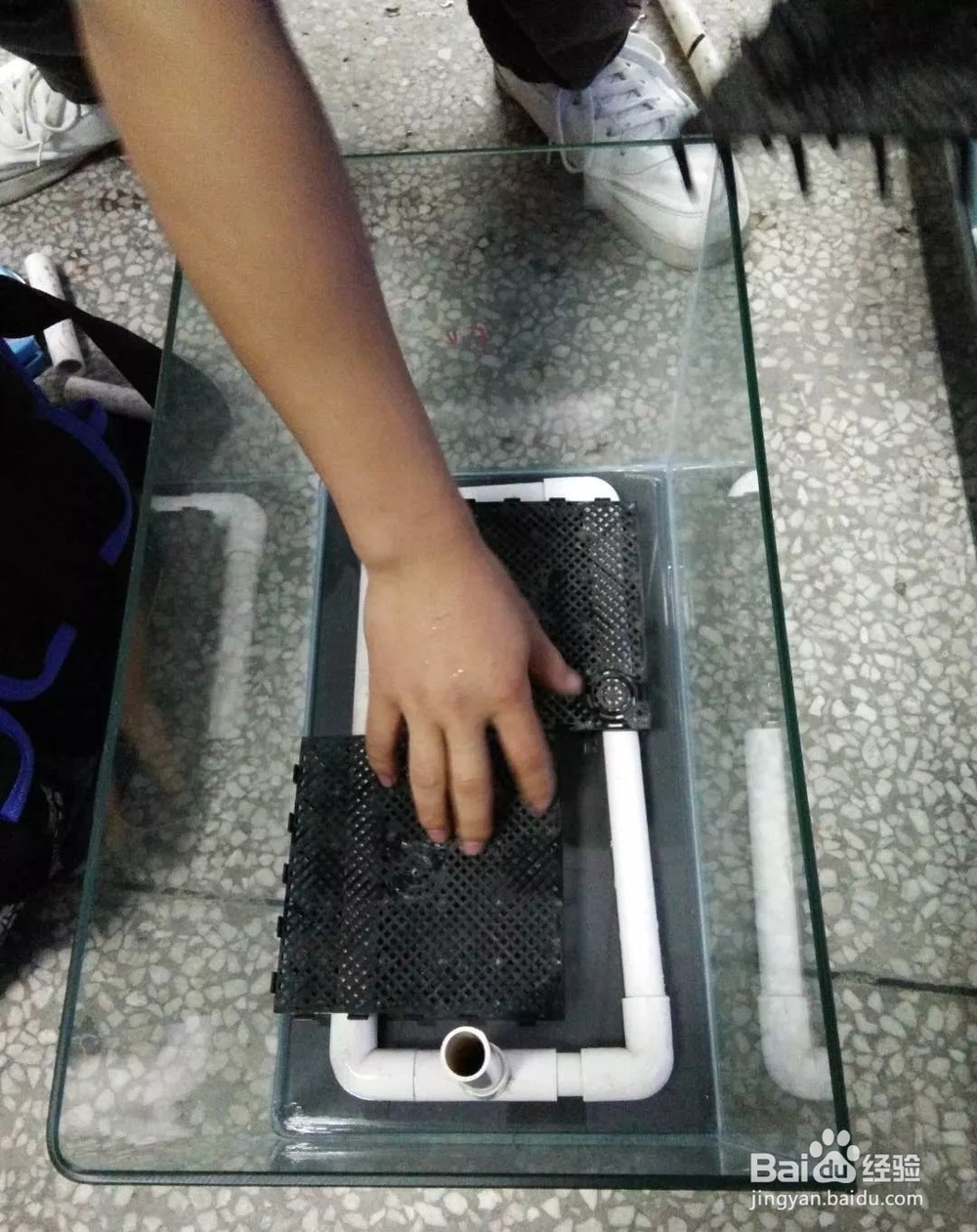 手把手教您如何制作一个小底砂缸
