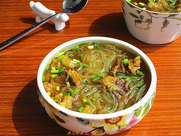 咖喱牛肉炖粉丝